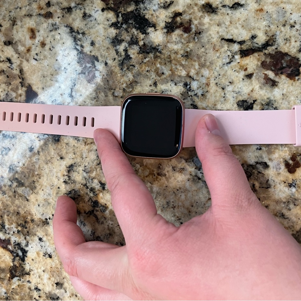 Fitbit versa 2